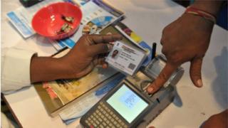 Iki cyemezo cy'urukiko rw'ikirenga gishobora kugira ingaruka kuri gahunda ya leta yo kwibaruza izwi nka Aadhaar