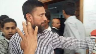Mohammad Shipon outside the Dhaka court (November 2016)