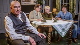 New Alf Garnett seen in Till Death Us Do Part revival - BBC News
