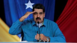Devlet Başkanı Nicolas Maduro, her hafta televizyondan yayımlanan 'Maduro ile Pazar sohbeti'nde, 30 Nisan 2017