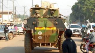 Abasirikare bagiye kugarukana amahoro muri Centrafrique