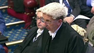 Clerk of the Lords announcing the result