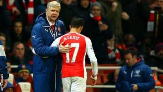 Arsene Wenger iyo Sanchez