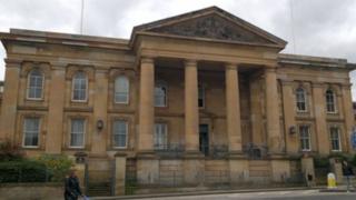 Dundee Sheriff Court