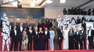 Ron Howard with members of the Solo cast