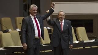 Miguel Díaz-Canel y Raúl Castro