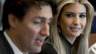 イバンカさんは世界の指導者らとの会談に同席している(写真は先月訪米したカナダのトルドー首相とイバンカさん)