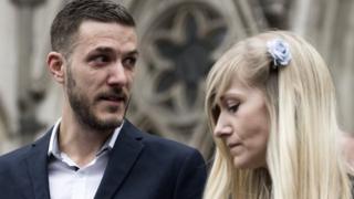 Los padres de Charlie Gard