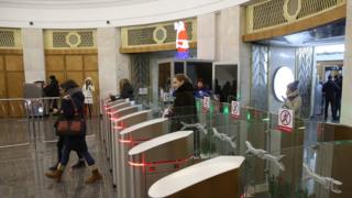 Вход на станцию метро