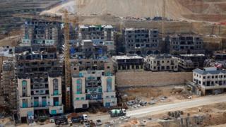 Partial view of the Israeli settlement of Givat Zeev, near the West Bank city of Ramallah (28 December 2016)