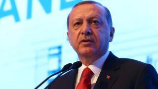 Presiden Turki Tayyip Erdogan berpidato dalam Pertemuan Tingkat Tinggi Dewan Atlantik pada 28 April 2017