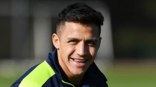 Le Chilien a été laissé sur le banc ce week-end lors du match contre Liverpool, perdu par Arsenal sur le score de 3 buts à 1.