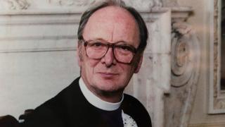 Very Rev James Leslie Weatherhead