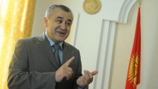 Омурбек Текебаев