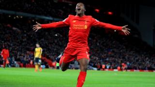 Georginio Wijnaldum ghi bàn thứ ba trong trận Liverpool thắng Arsenal 3-1