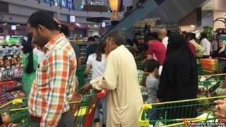 ඩෝහා අගනුවර වෙළෙඳසැලක්