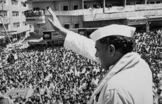 राजीव गांधी
