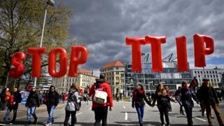 Protesters rallying against the TTIP and CETA free trade agreements in Hanover (23 April)