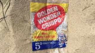 Golden Wonder crisps