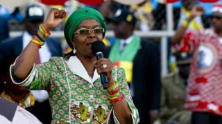 Imbere yuko Robert Mugabe akugwa, Grace yakora ukwashoboye kwose ngo amusubirire