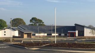 Ysgol Dyffryn Cledlyn
