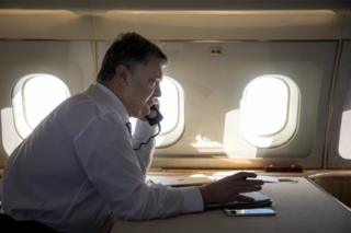 Президент Петро Порошенко уже провів розмову із польським колегою Анджеєм Дудою перед тим, як підставну розмову спровували організувати "пранкери"