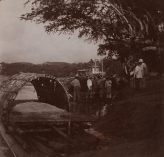 Embarque en la balsa en Girardot