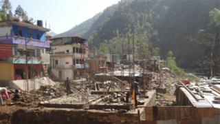 निर्माण