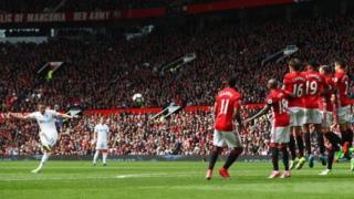 Kwallon da Gylfi Sigurdsson ya ci wa Swansea a karawarsu da United