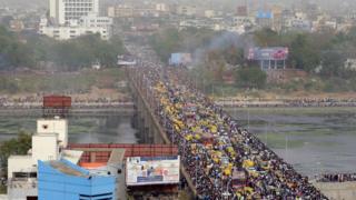અમદાવાદના નહેરુ બ્રિજની પ્રતીકાત્મક તસવીર