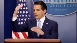 広報部長に選ばれホワイトハウスで初会見するアンソニー・スカラムーチ氏(21日)