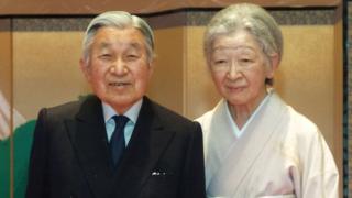 日本天皇夫妇