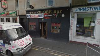 Globe Bar, Johnstone