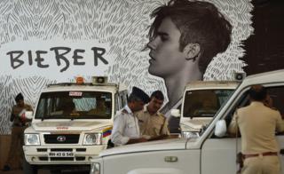 Indian police gather at The D.Y Patil stadium ahead of a concert by Canadian pop star Justin Bieber in Navi Mumbai on May 10, 2017.