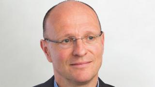 Alan Clements