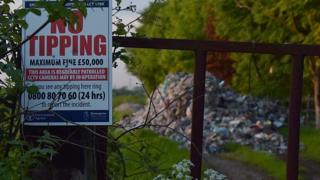 Waste off lane in Frankley