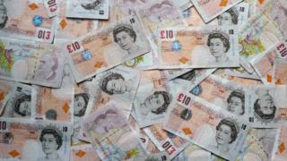 £10 notes
