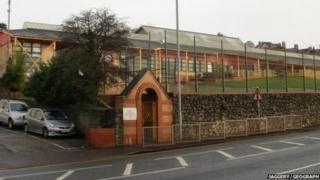 ysgol