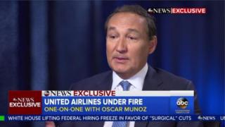 United Airlines авиакомпаниясынын башкы директору Оскар Муньос