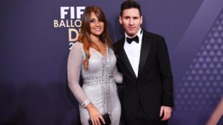 Lionel Messi va épouser Antonella Rocuzzo vendredi à Rosario, en Argentine.