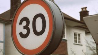 30mph sign