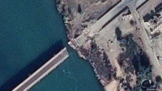 Damaged bridge in Mosul