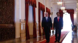 Mike Pence Jokowi