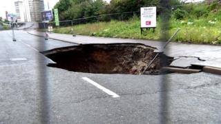 Mancunian Way hole