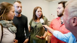 Varios de los presuntos hijos de Jan Kaarbat se reunieron
