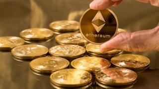 Monedas con el símbolo de ethereum