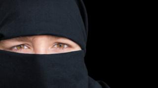 Niqab-wearer
