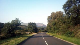 The A487 near Penrhyndeudraeth