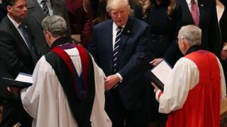 Дональд Трамп и священнники