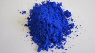 Azul YInMn